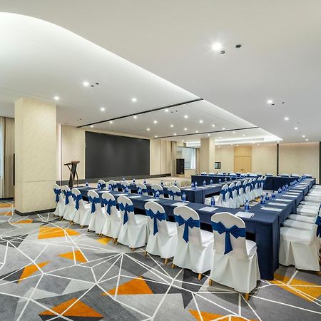 Holiday Inn Express Chengdu Tianfu Square By Ihg - Chunxi Road And Kuanzhai Alley 외부 사진