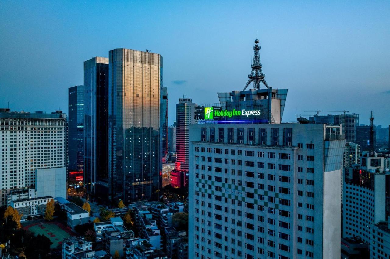 Holiday Inn Express Chengdu Tianfu Square By Ihg - Chunxi Road And Kuanzhai Alley 외부 사진