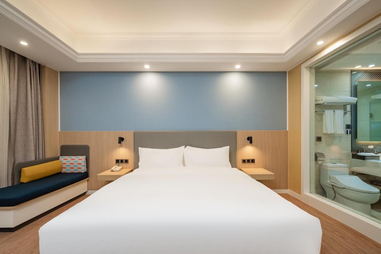 Holiday Inn Express Chengdu Tianfu Square By Ihg - Chunxi Road And Kuanzhai Alley 외부 사진