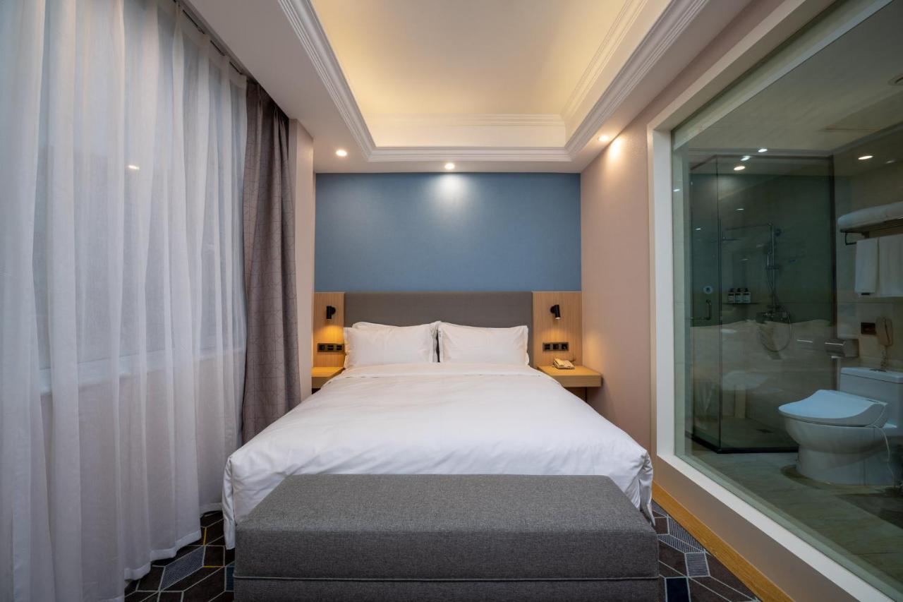 Holiday Inn Express Chengdu Tianfu Square By Ihg - Chunxi Road And Kuanzhai Alley 외부 사진