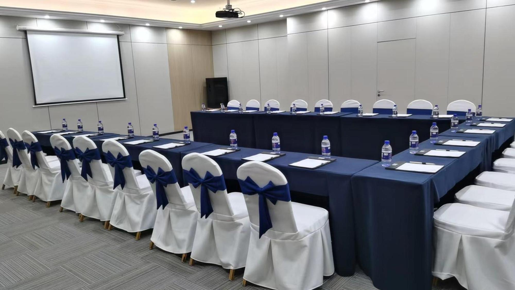 Holiday Inn Express Chengdu Tianfu Square By Ihg - Chunxi Road And Kuanzhai Alley 외부 사진