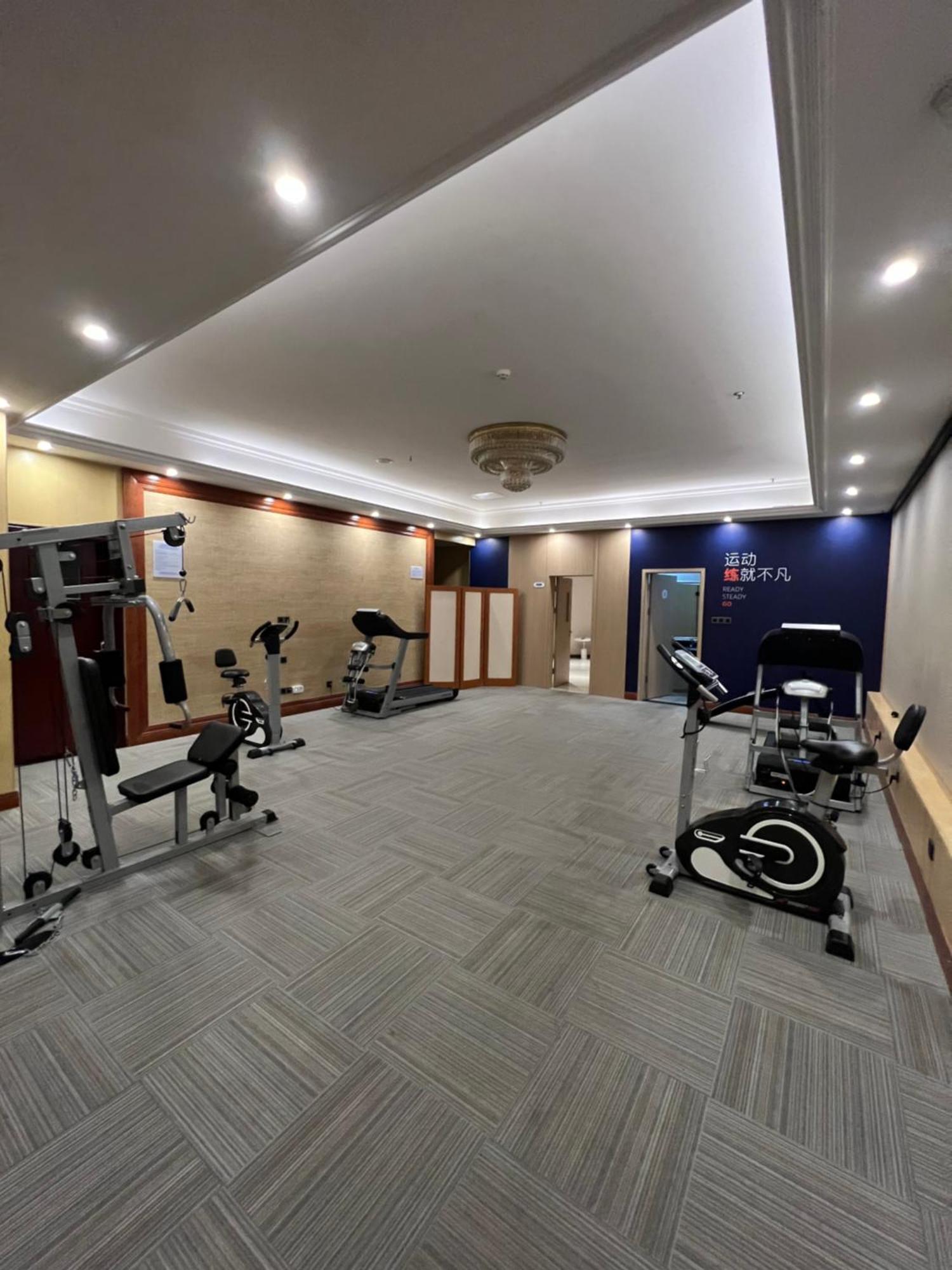 Holiday Inn Express Chengdu Tianfu Square By Ihg - Chunxi Road And Kuanzhai Alley 외부 사진