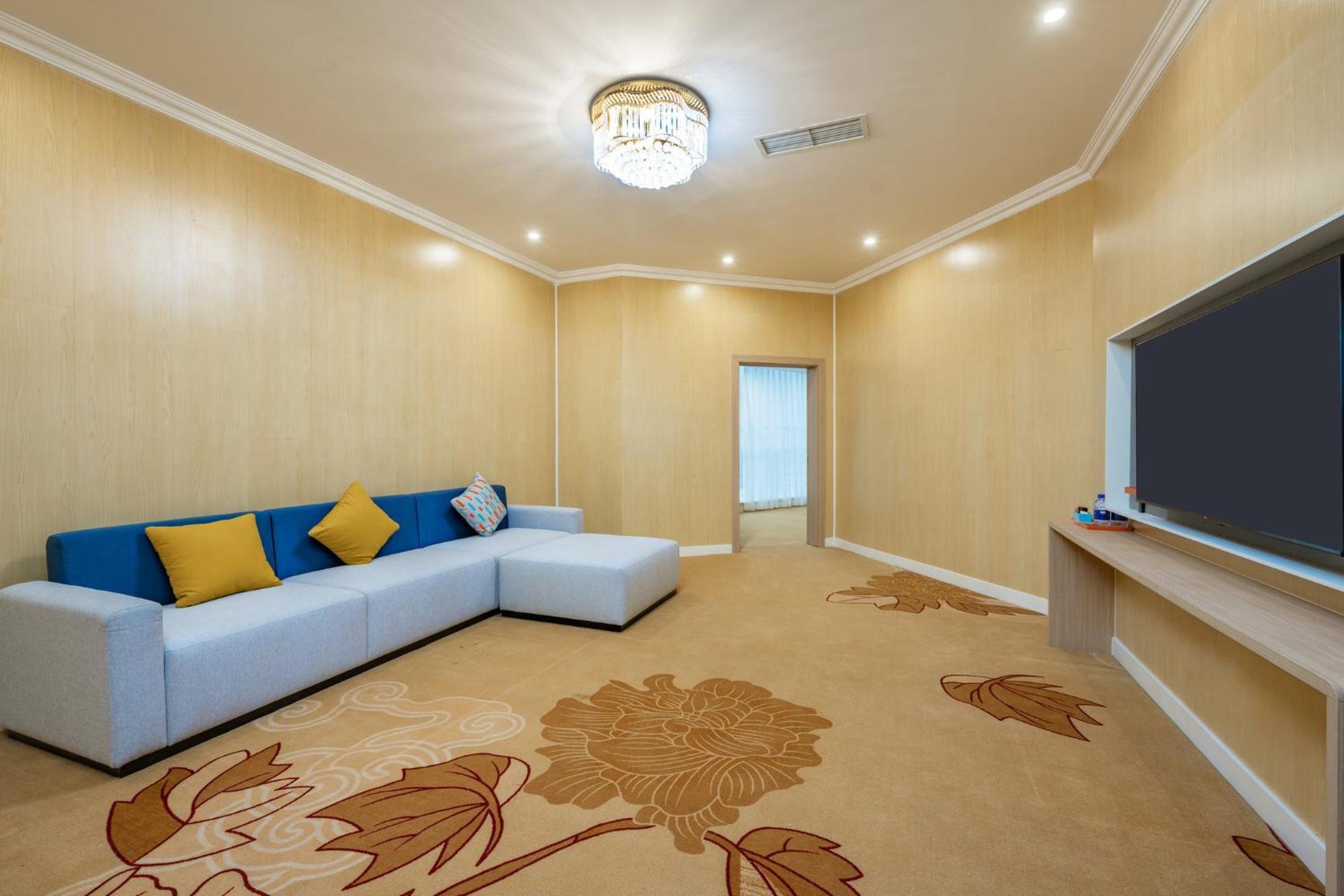 Holiday Inn Express Chengdu Tianfu Square By Ihg - Chunxi Road And Kuanzhai Alley 외부 사진