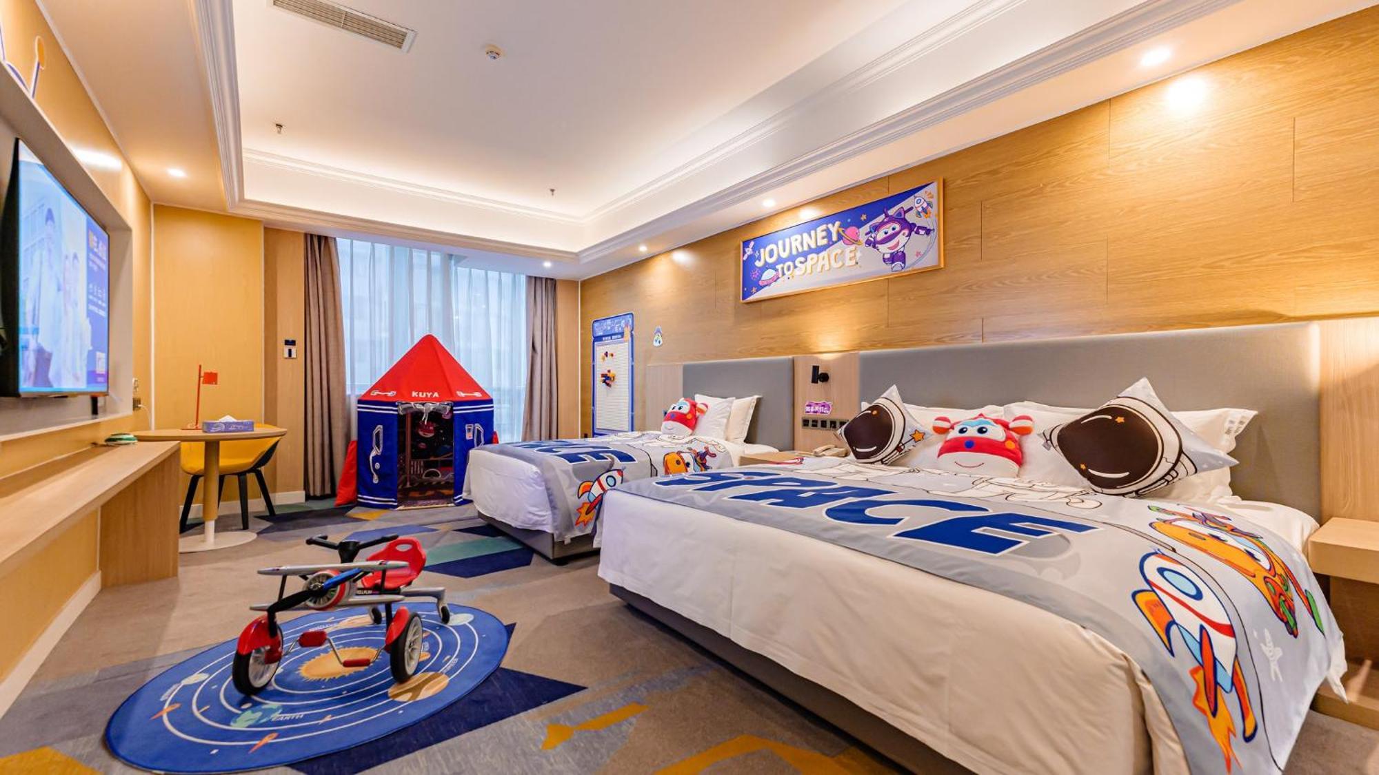 Holiday Inn Express Chengdu Tianfu Square By Ihg - Chunxi Road And Kuanzhai Alley 외부 사진
