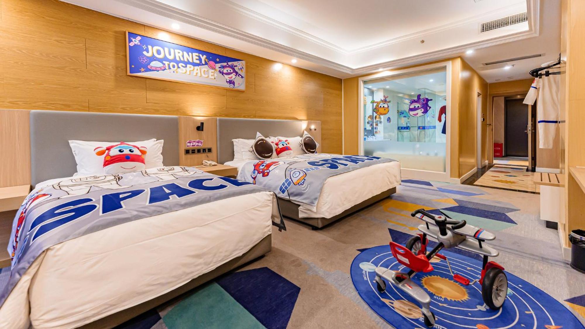 Holiday Inn Express Chengdu Tianfu Square By Ihg - Chunxi Road And Kuanzhai Alley 외부 사진