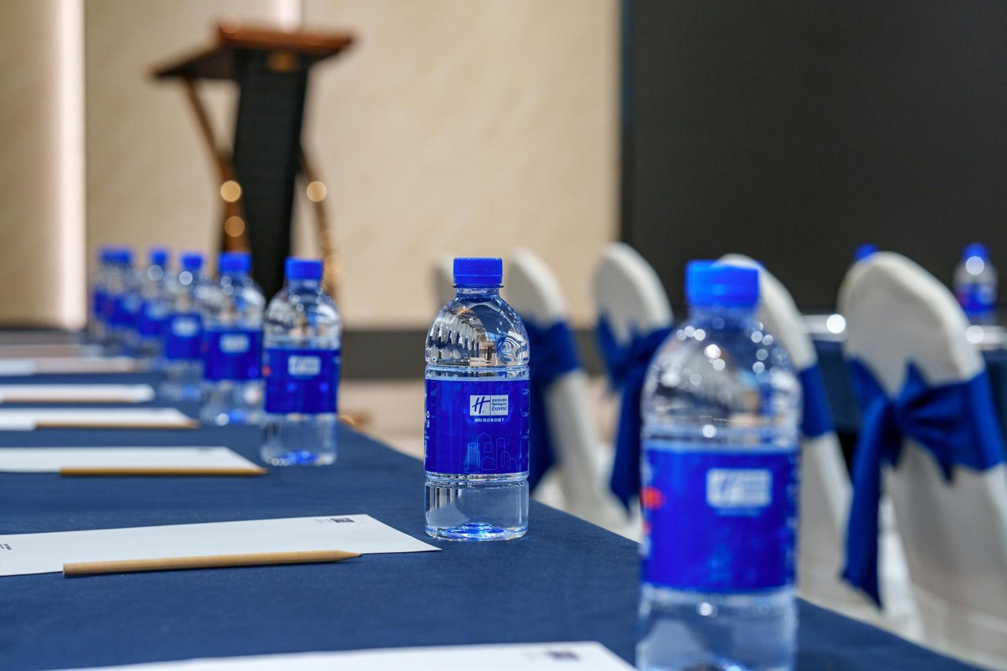 Holiday Inn Express Chengdu Tianfu Square By Ihg - Chunxi Road And Kuanzhai Alley 외부 사진